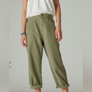 Lucky Brand Easy Pocket Utility Pant Size 8